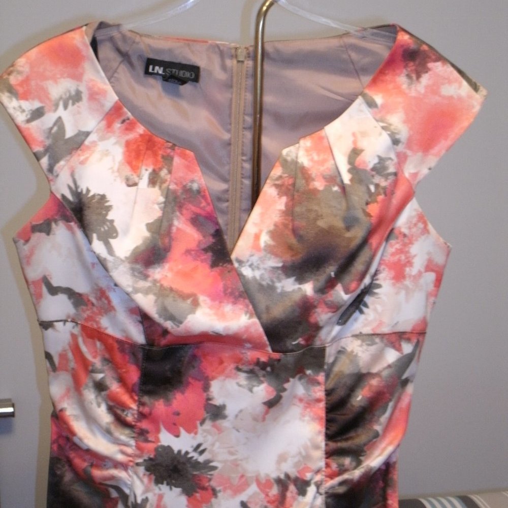 Women's clothing